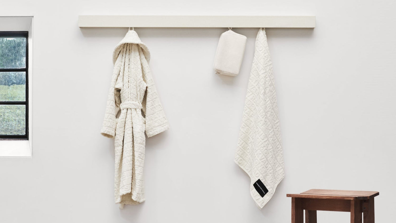 kvadrat raf simons off white shaker system accessories