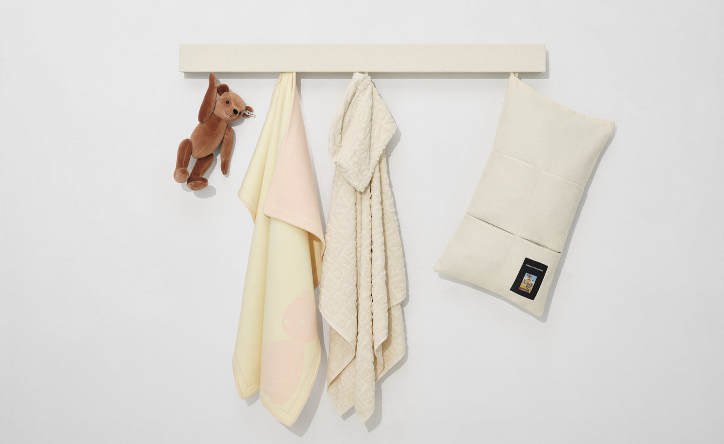 Wool Jacquard Blanket | Peach / Light Yellow