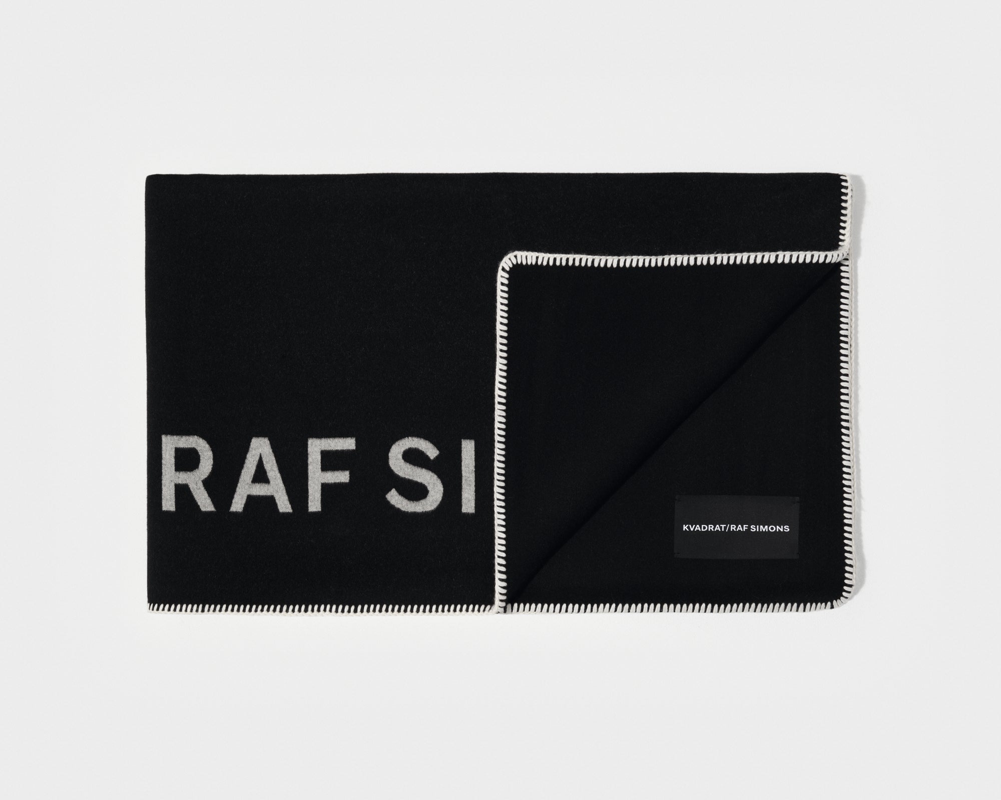 Blankets – Kvadrat/Raf Simons