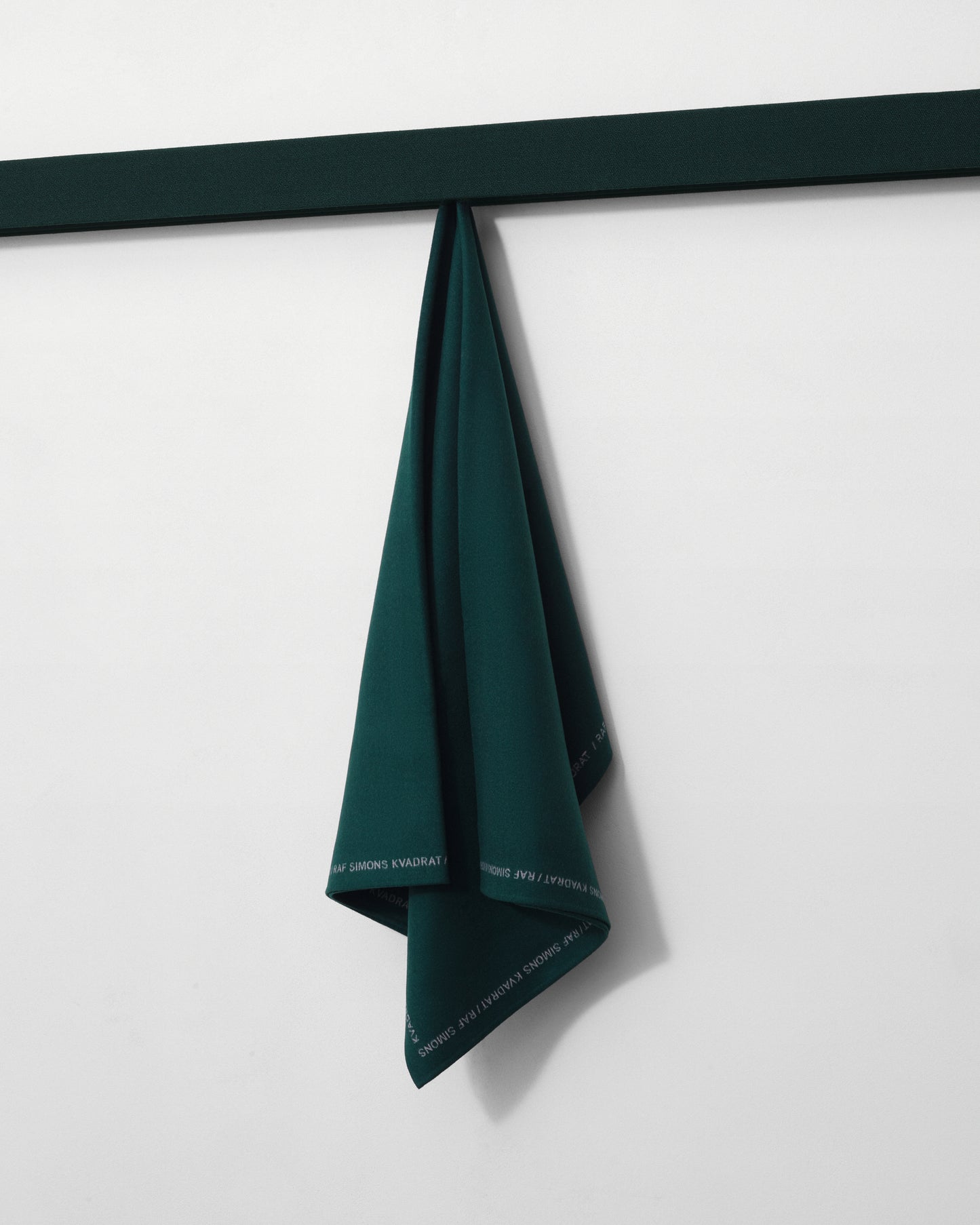 kvadrat raf simons dark green throw