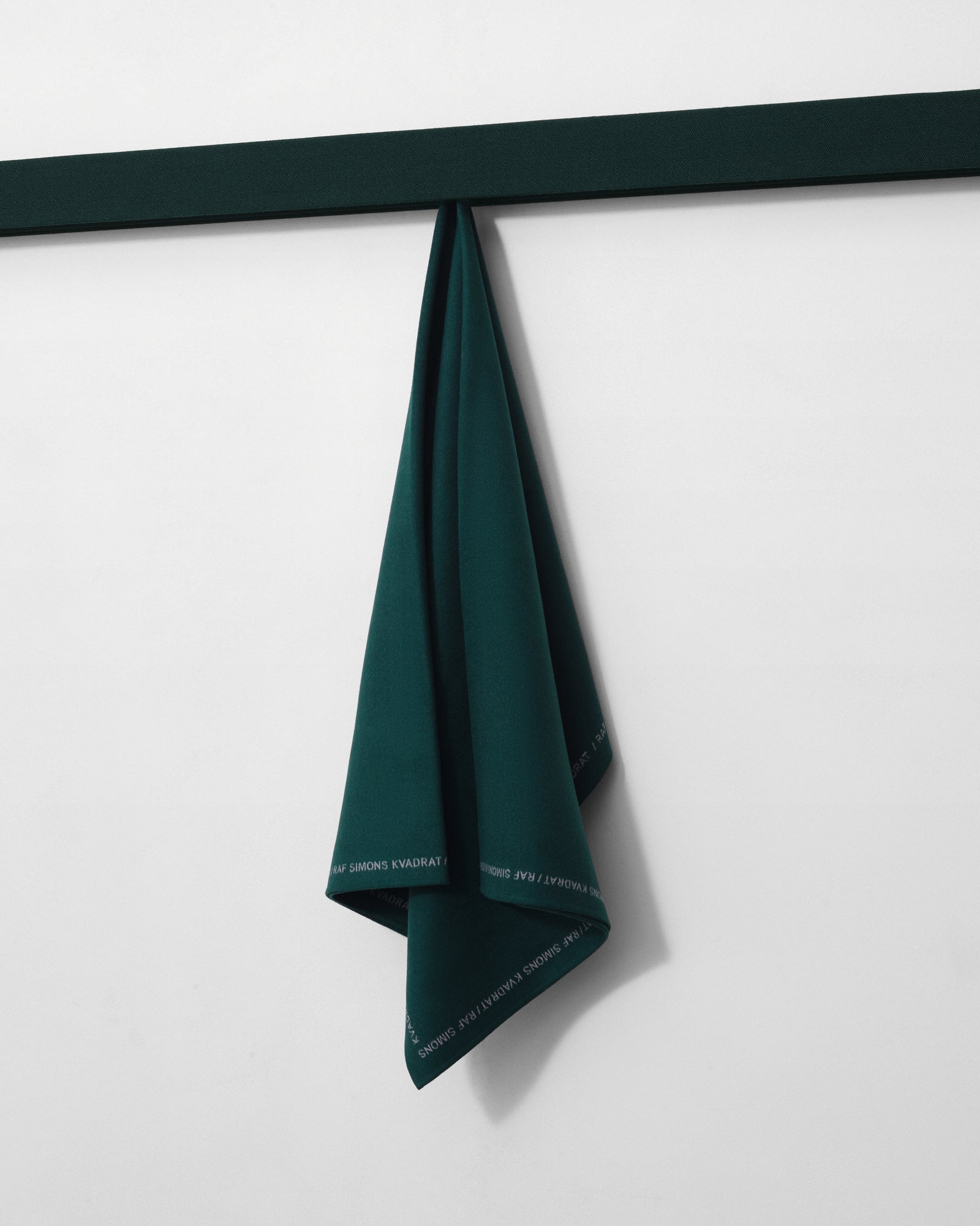 kvadrat raf simons dark green throw