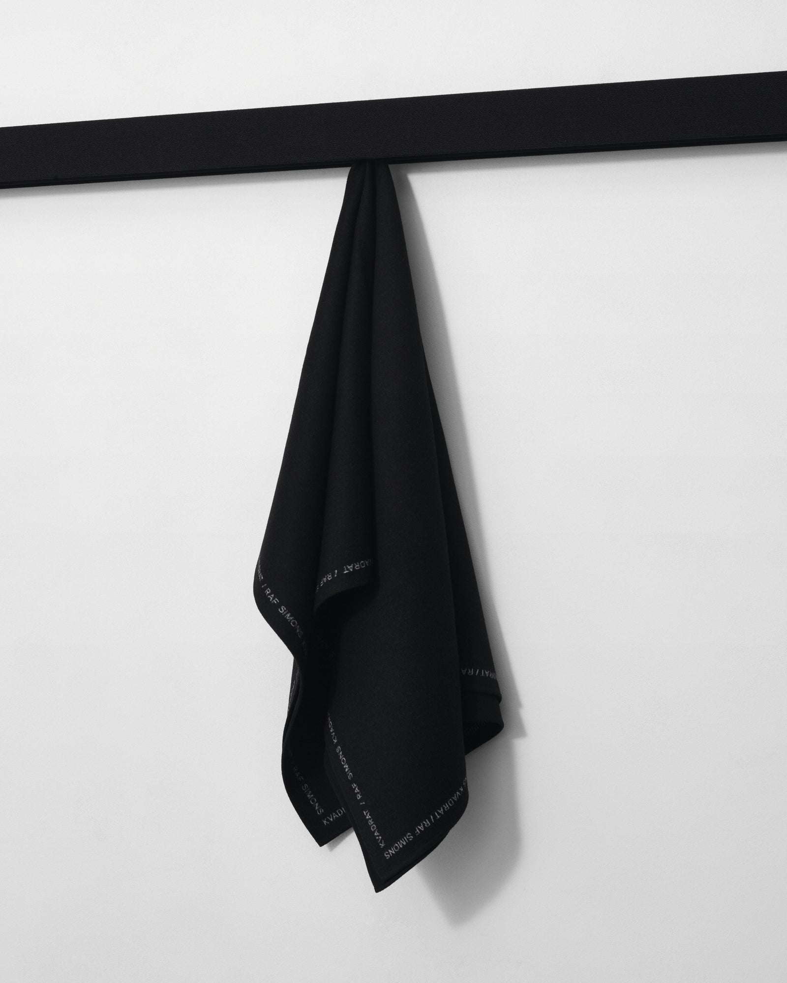 kvadrat raf simons black throw 