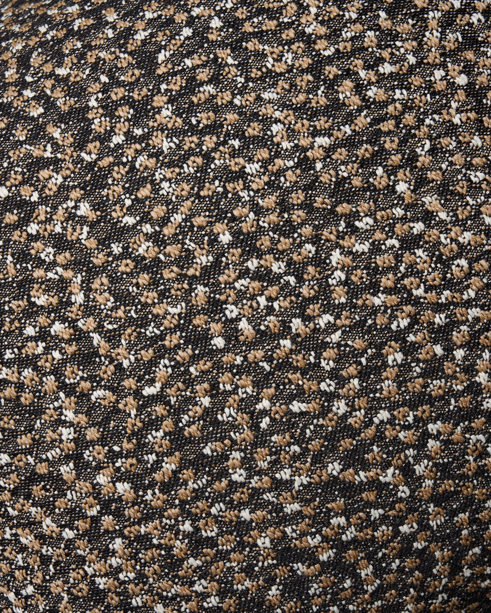 Kvadrat Raf Simons Ria Cushion Brown. Detail image.