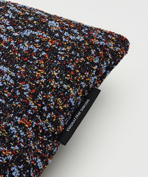 Kvadrat Raf Simons Cushion Atom Blue. Detail image.