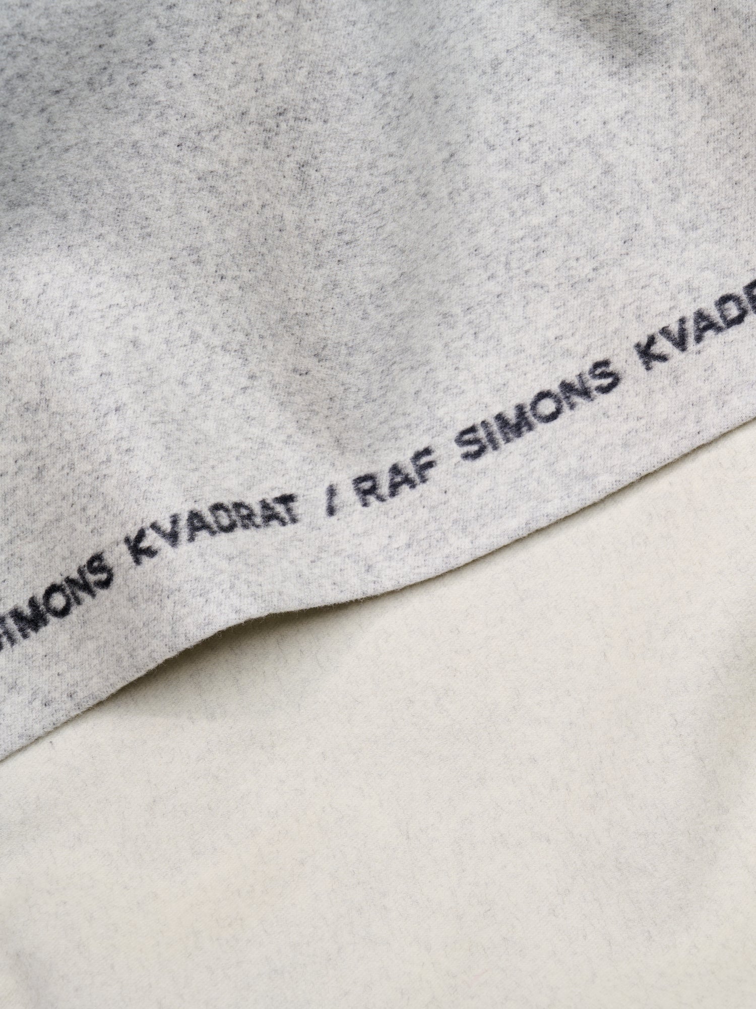 Kvadrat Raf Simons Double Face Wool Throw Off White detail image