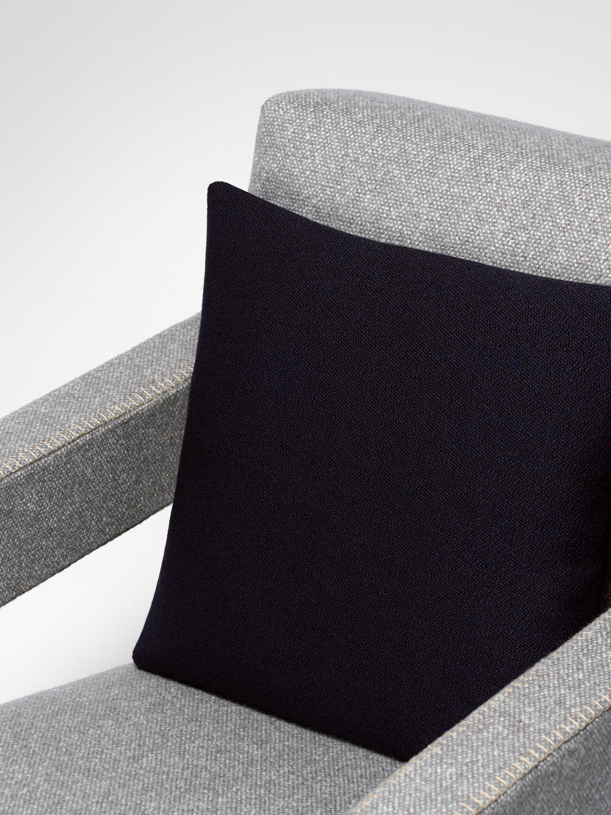 Vidar Duo Cushion | Dark umber/prussian blue