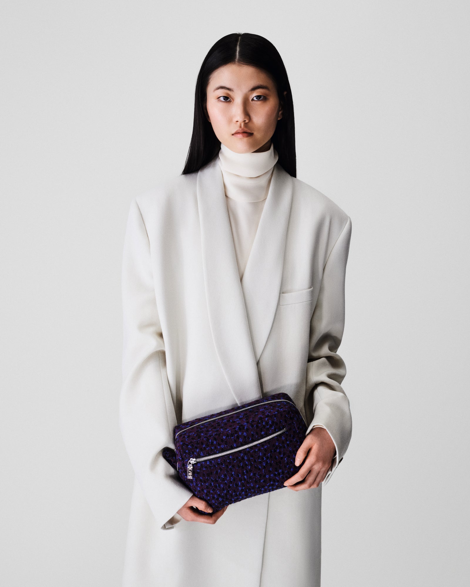 【新品未使用】Kvadrat × Raf Simons ダークグリーン ポーチ Shop all products – Kvadrat/Raf Simons