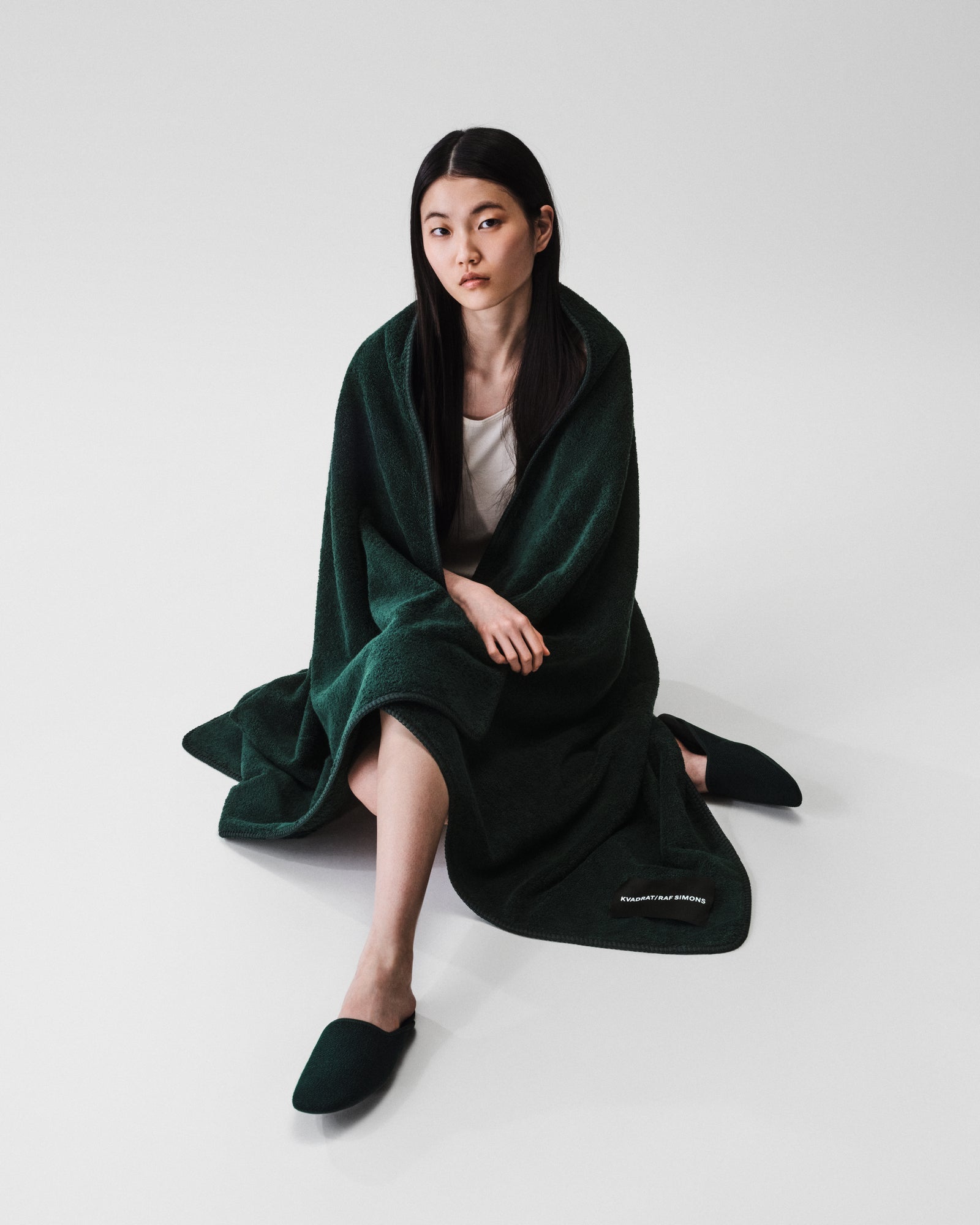 Whipstitch beach towel | Dark Green