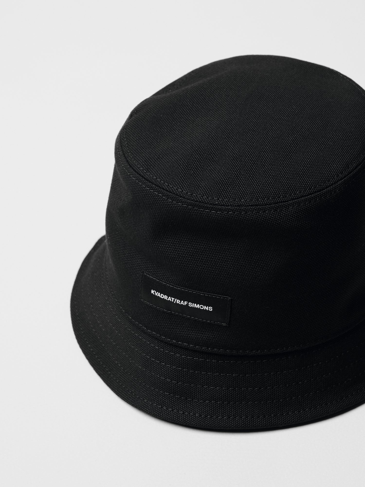 Kvadrat Raf Simons Kids Collection Cotton Bucket Hat in Raven Black