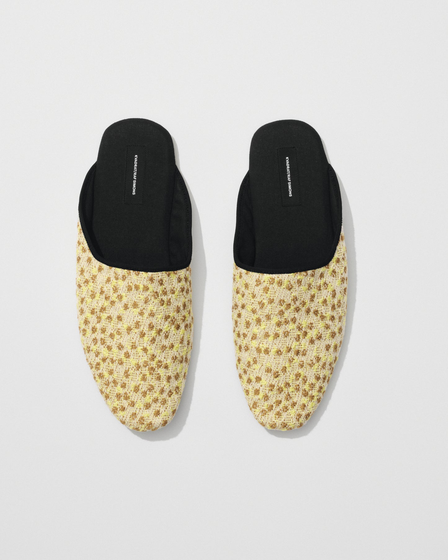 Ria 2 Slippers | Goldenrod Yellow