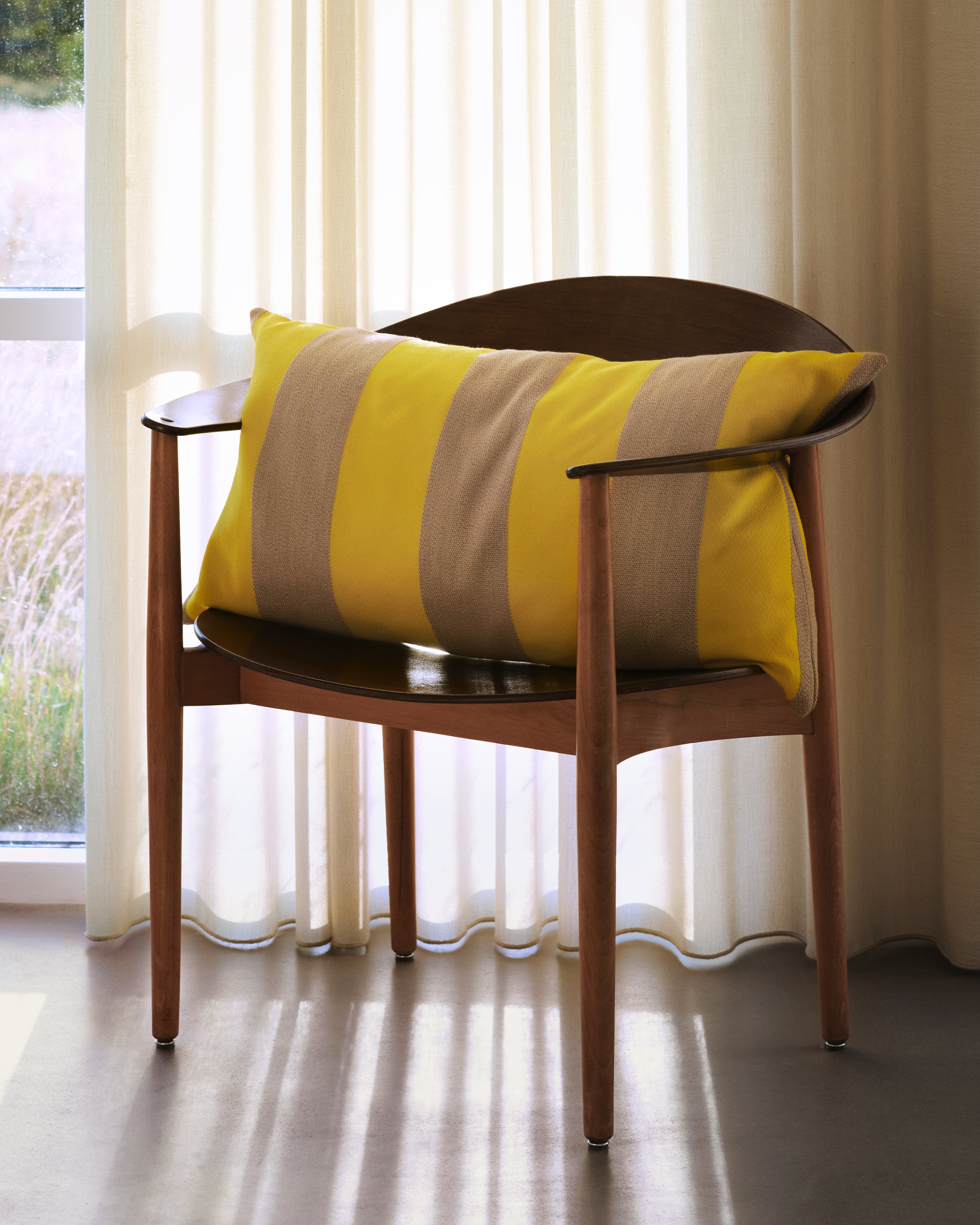 Kvadrat Raf Simons Cushion Reflex Yellow/Beige