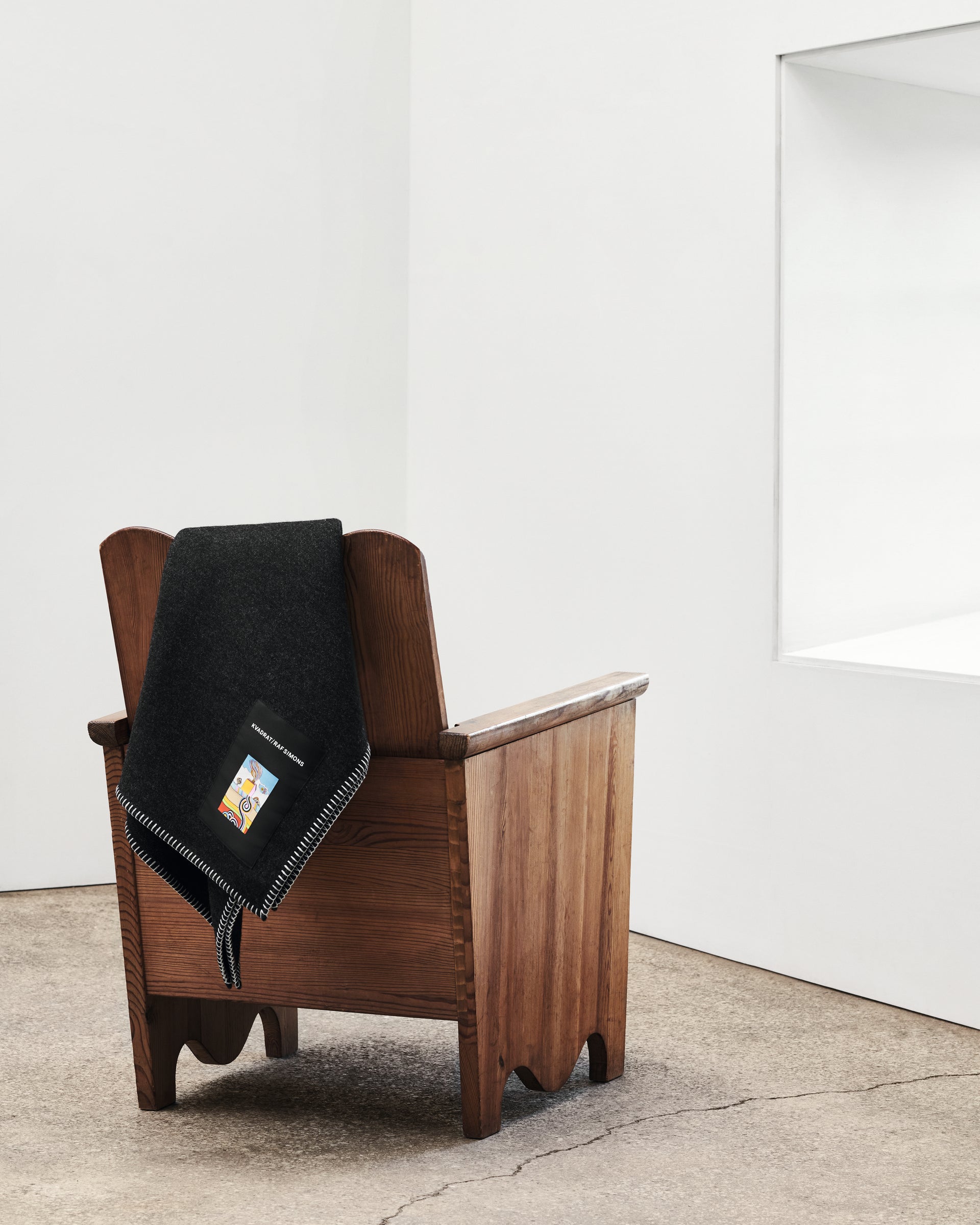 Kvadrat Raf Simons Lambswool Throw in Black