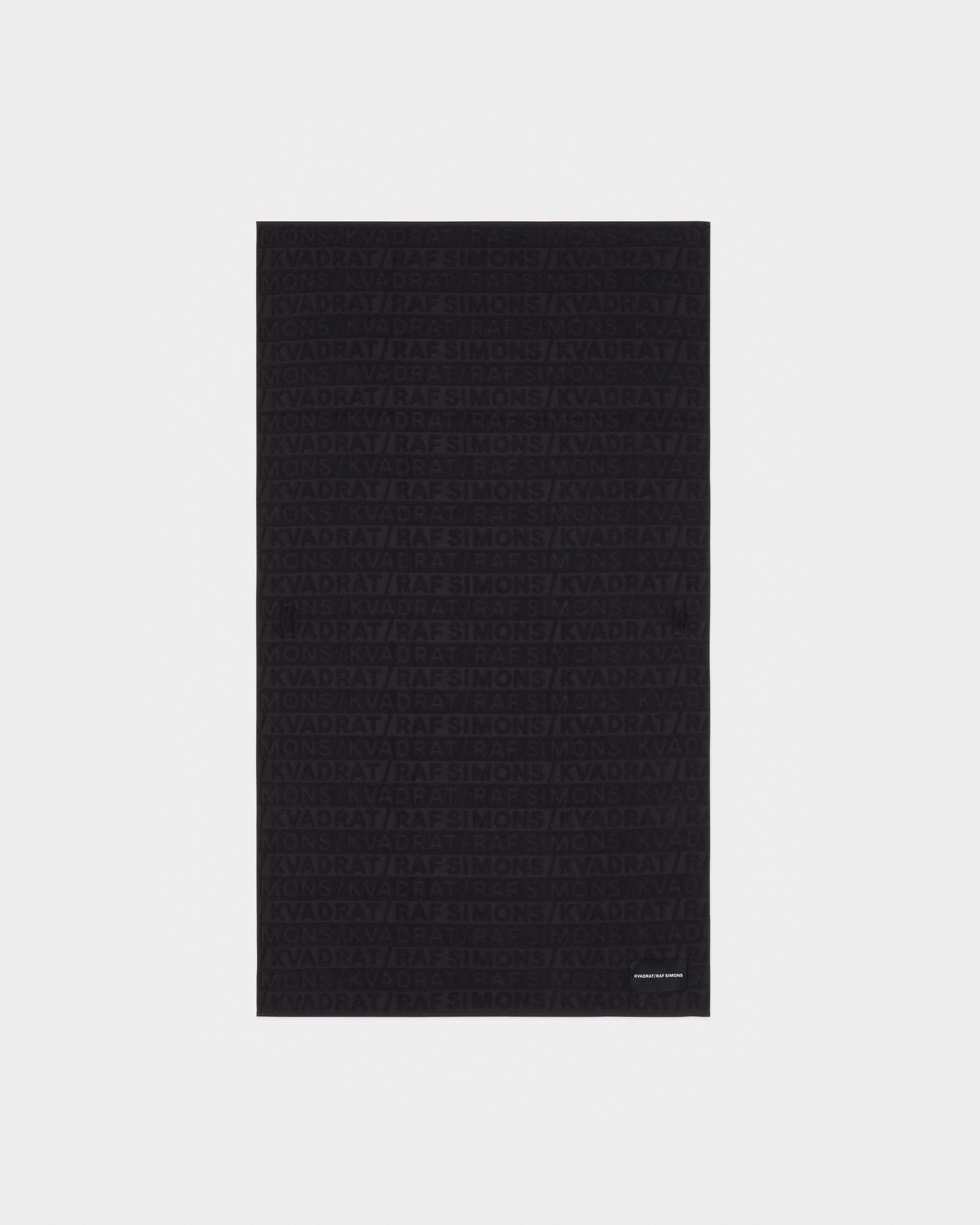 Bath items crafted for comfort | Shop at Kvadrat/Raf Simons