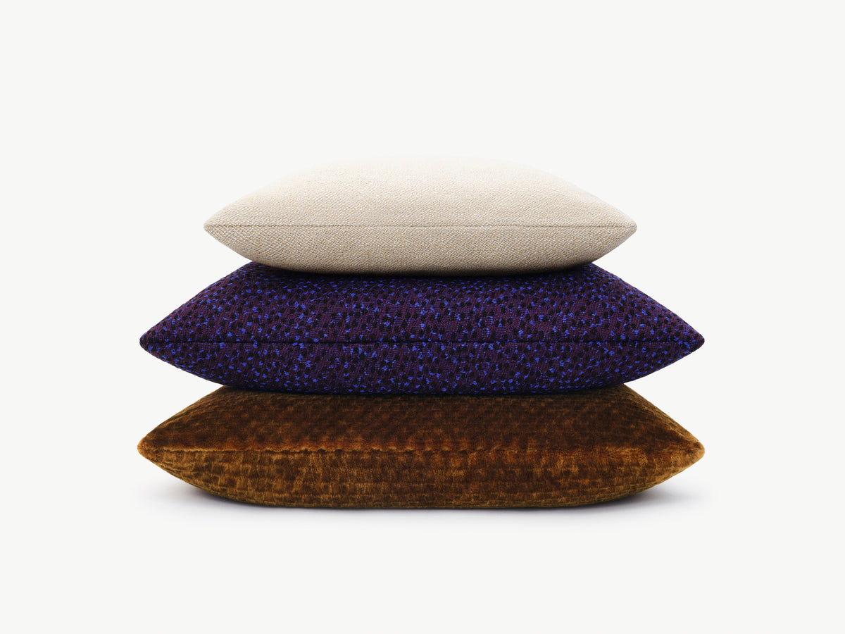 Hafnon Cushion | Saddle brown